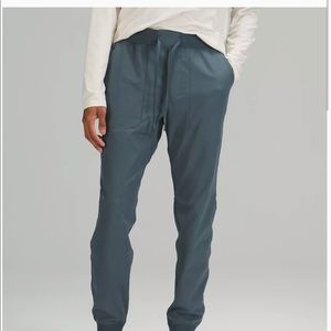 Lululemon men’s ABC jogger Tall size M new